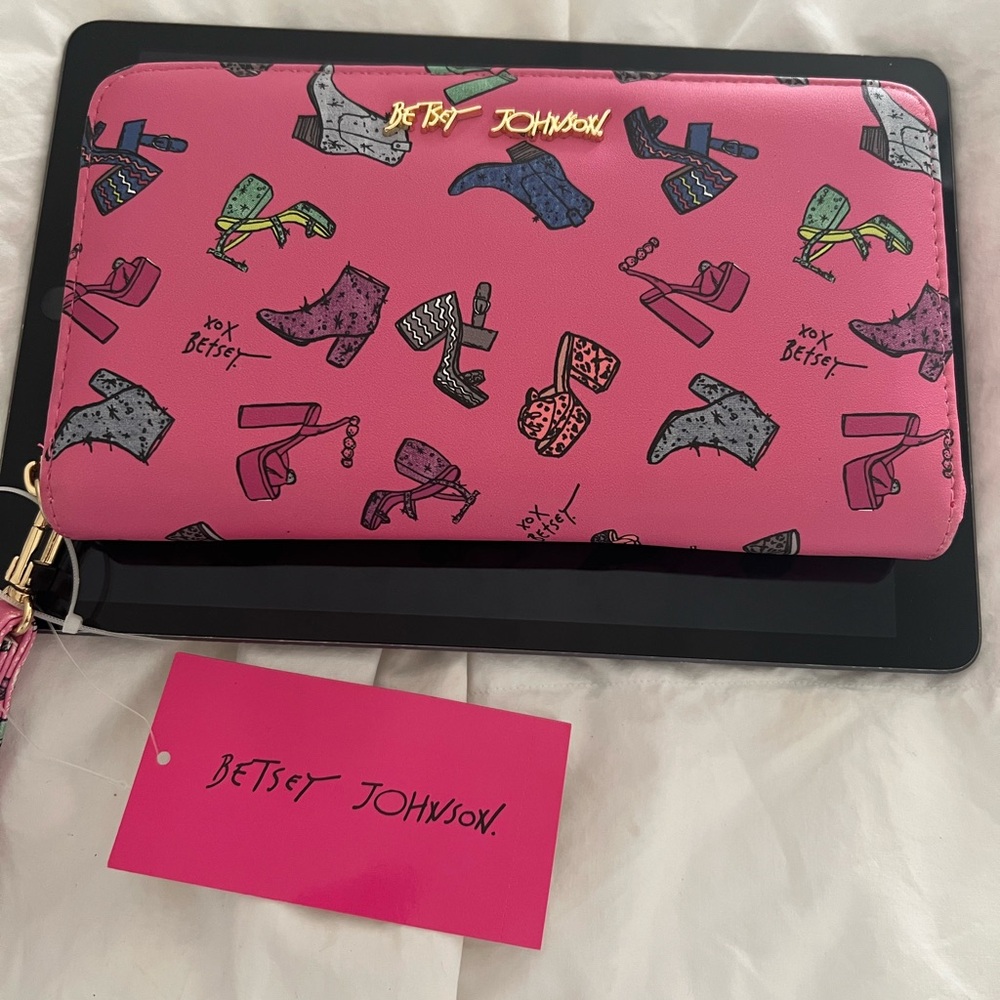 Betsey Johnson Pink Shoe Print Wallet